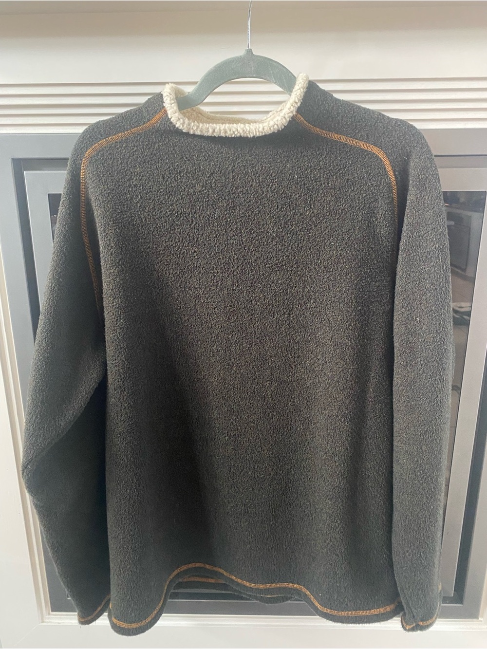 Kuhl Men's Alfpaca Crewneck Sweater in Dark Charcoal